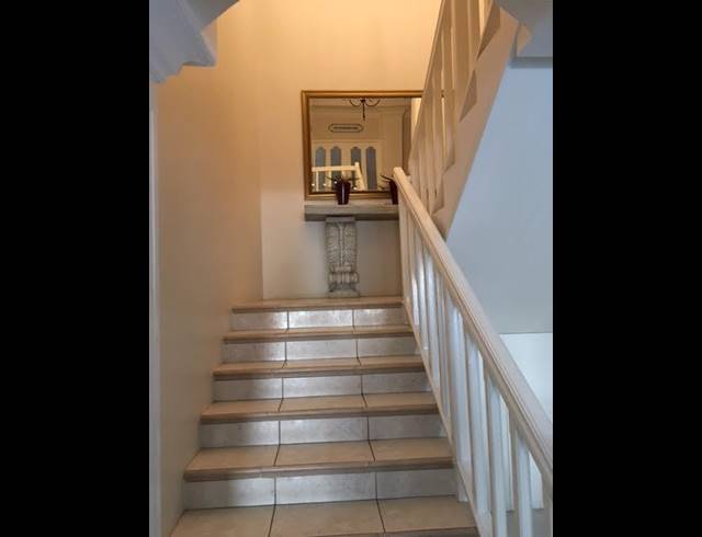 32M² OFFICE RENTED IN WESTLAKE